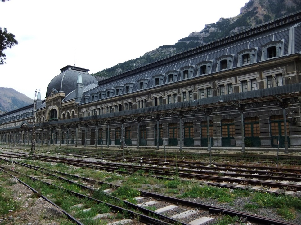 Stazione Ferroviaria Canfranc