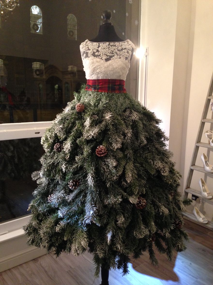 alberi di natale originali vestito da sposa