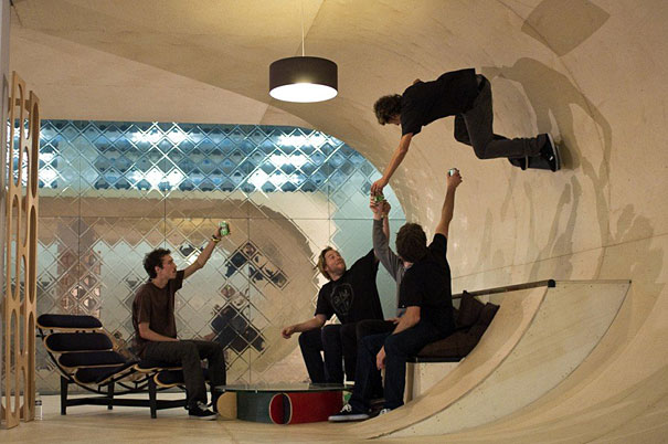 Casa con piste da skateboard