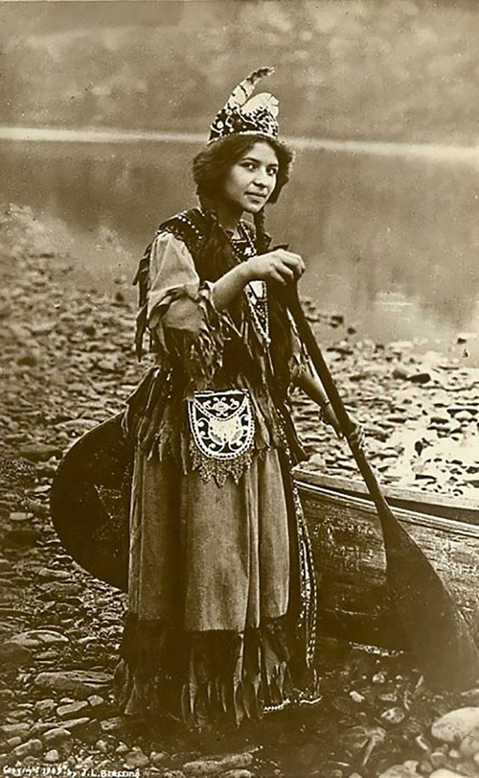 nativa americana ragazza