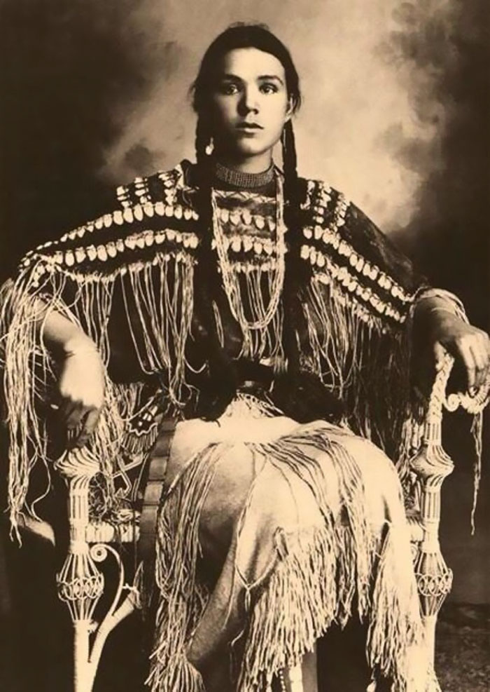 Ragazza tribù Cheyenne