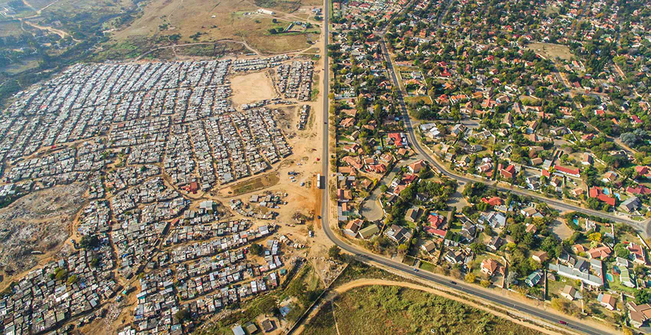 confine tra zone ricche e povere