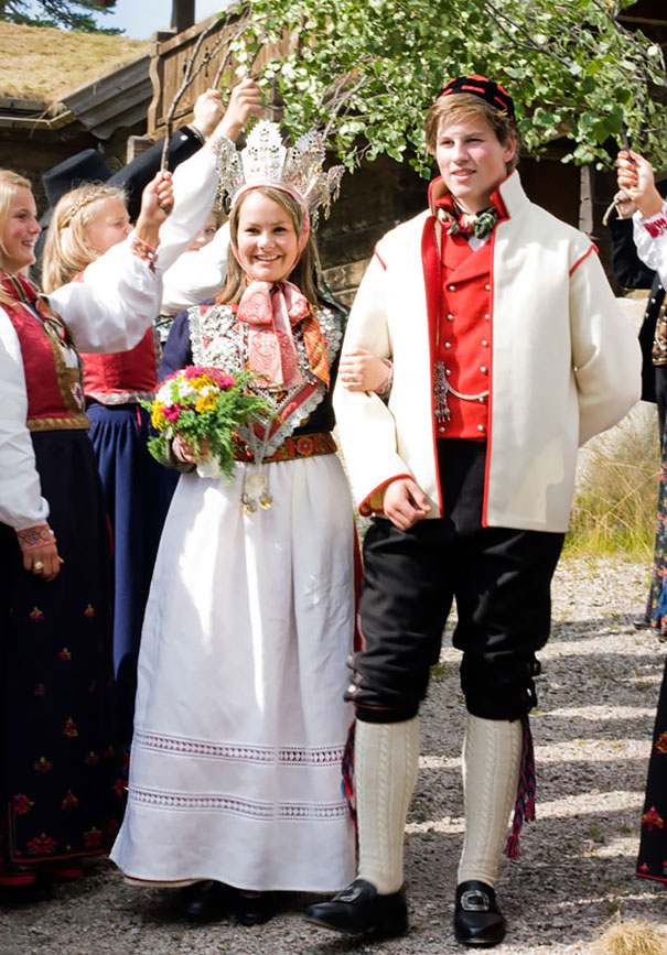 Vestiti matrimoniali tradizionali in Norvegia