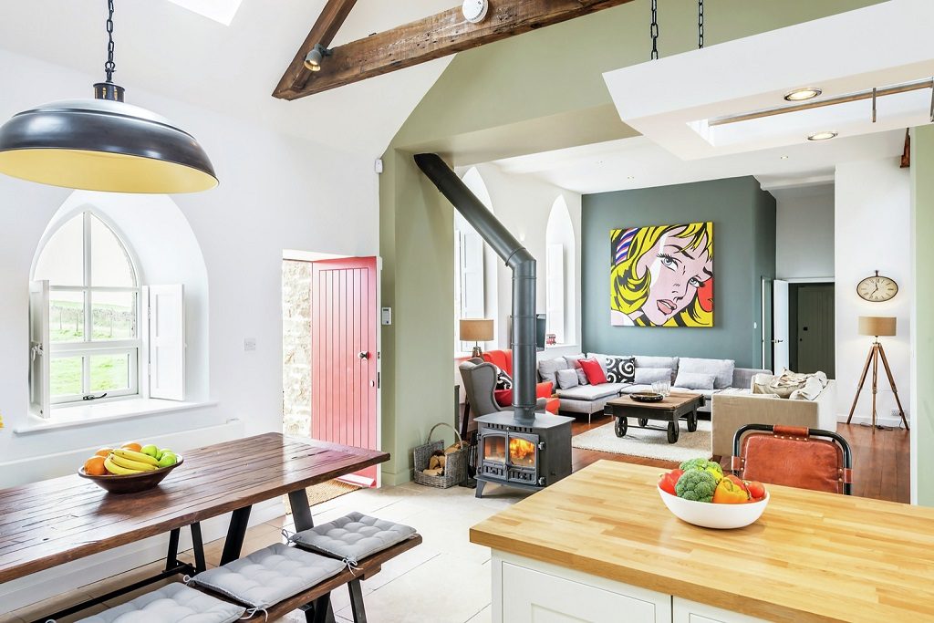 Un appartamento nella campagna inglese che si può affittare su Airbnb