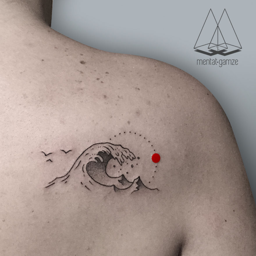 tatuaggi con punto rosso red dot