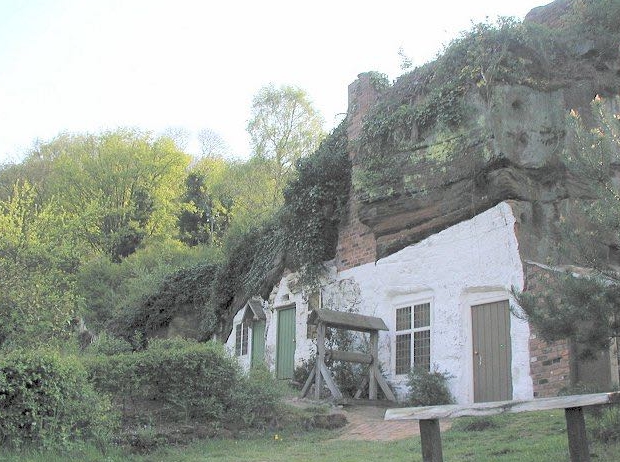 case nella roccia di kinver edge