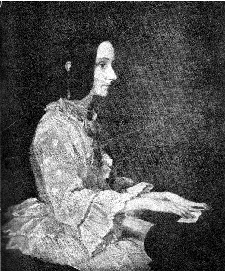 Ada Lovelace ritratta mentre suona il piano nel 1852
